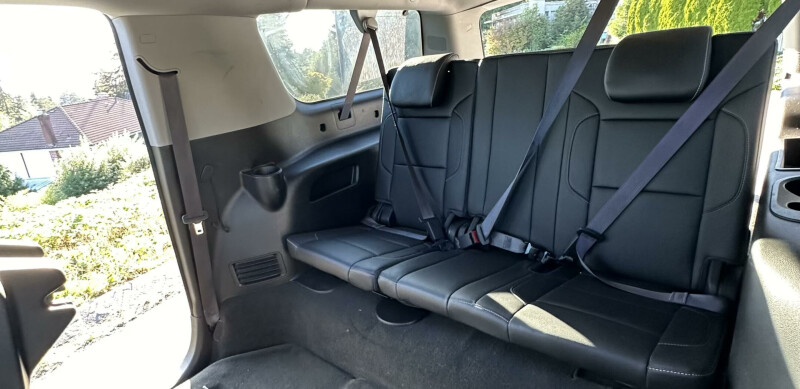 Chevrolet Suburban LTZ 2016 Black - Image 4